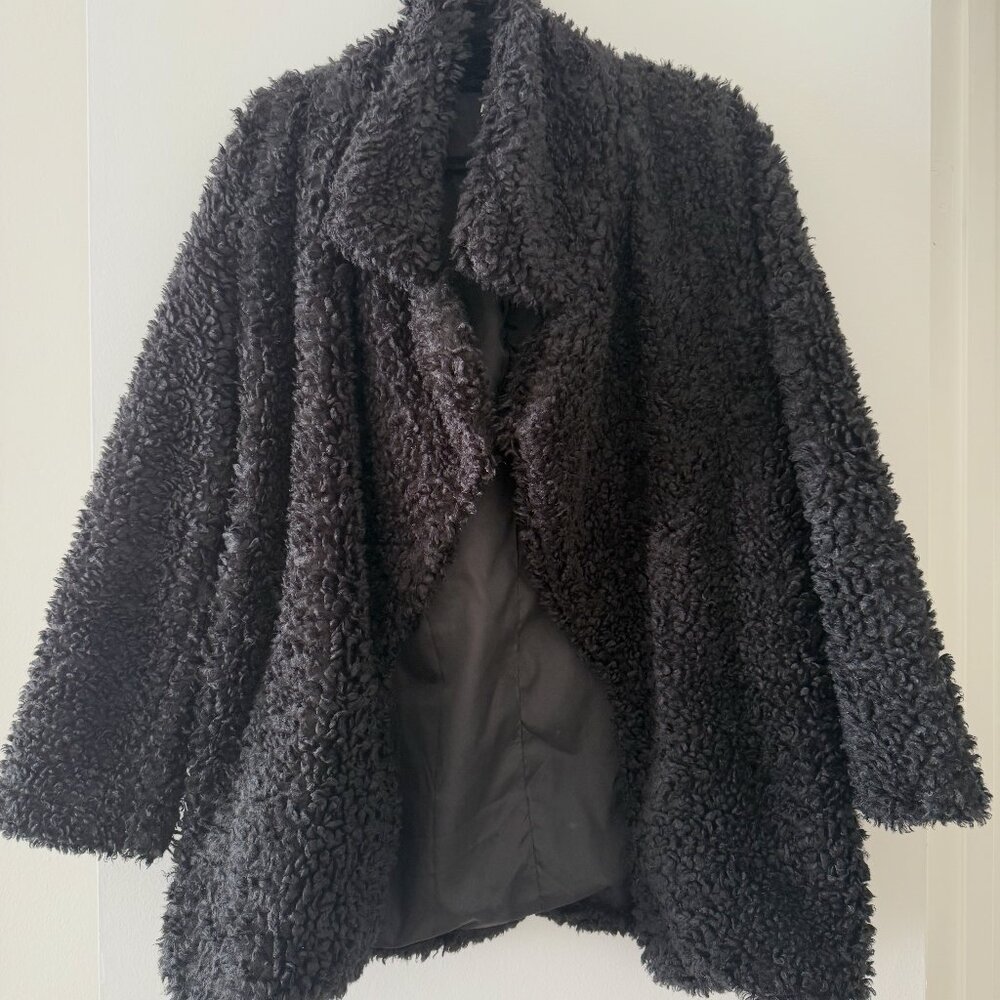 Black teddy jacket with collar